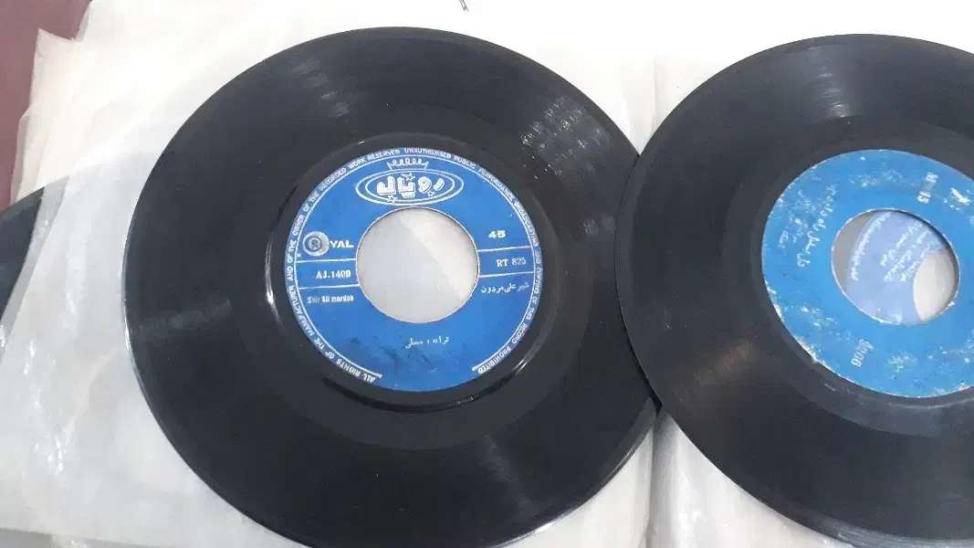 گرام اصلی زمان شاه|کلکسیون اشیاء عتیقه|اهواز, ۳۰ متری|دیوار