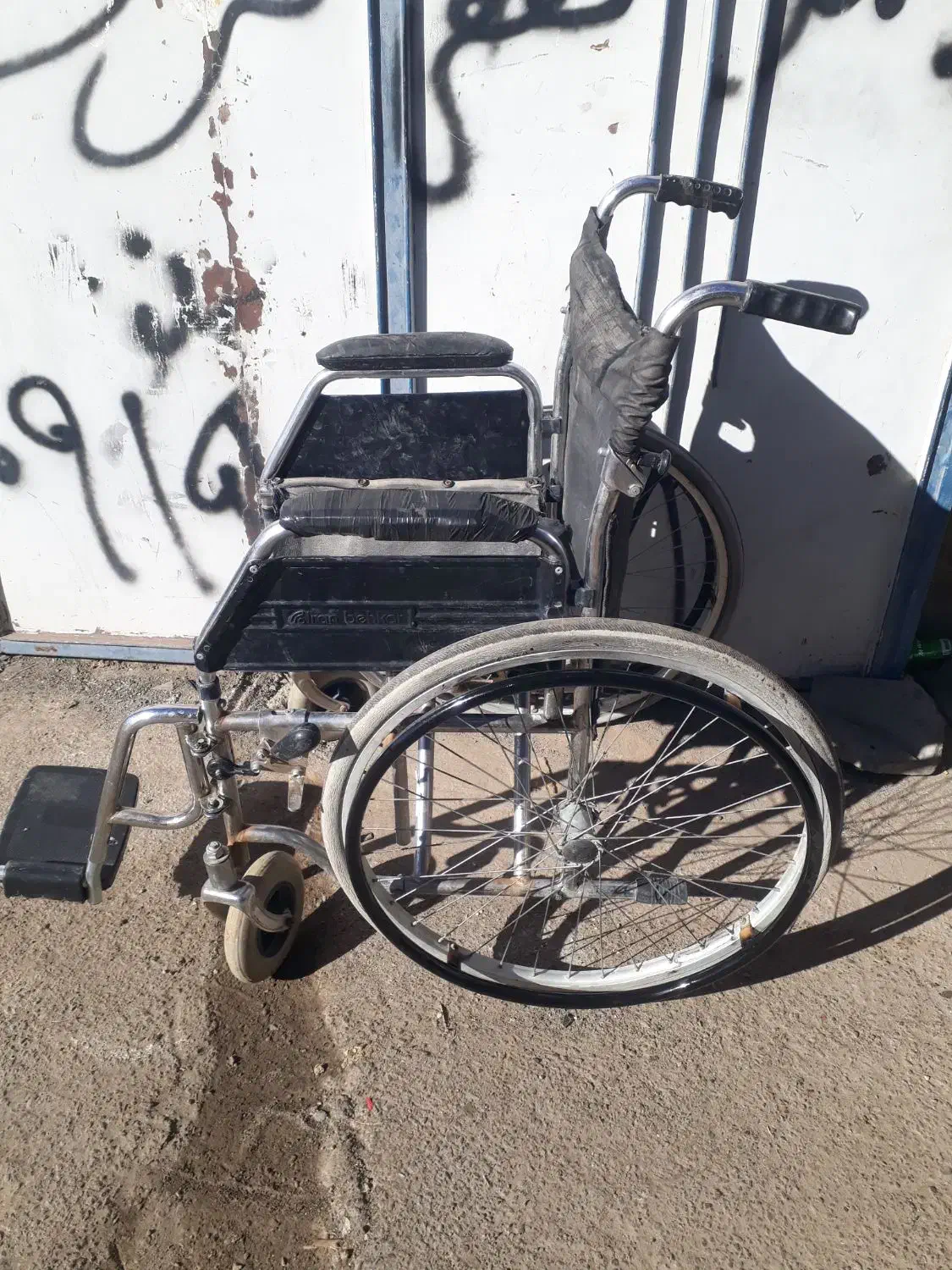 دو عدد ویلچر|آرایشی، بهداشتی، درمانی|سبزوار, طبرسی (جعفرآباد)|دیوار