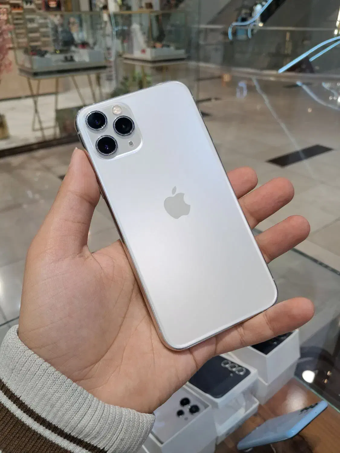 iPhone 11pro|موبایل|بجنورد, |دیوار