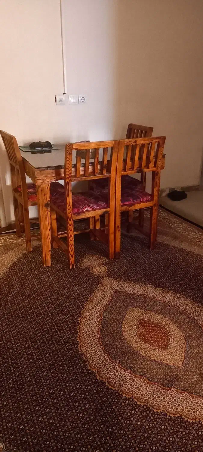 میز ناهار تمیز ومرتب|میز و صندلی غذاخوری|شیراز, پانصد دستگاه ارتش|دیوار