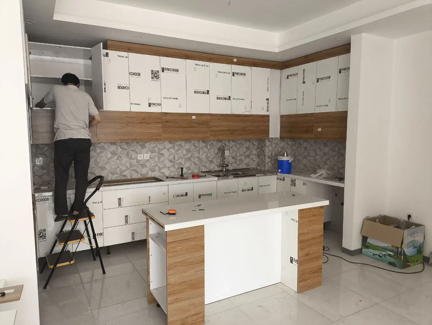 ساخت و تعمیرات کابینت و کمد دیواری|خدمات پیشه و مهارت|برازجان, |دیوار