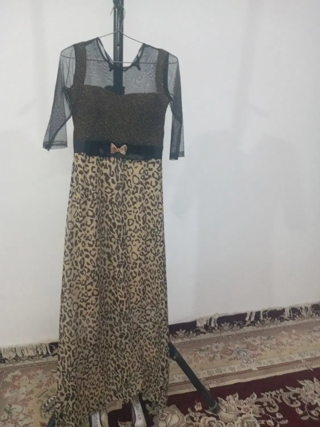 لباس مجلسی|لباس|شیروان (خراسان), |دیوار