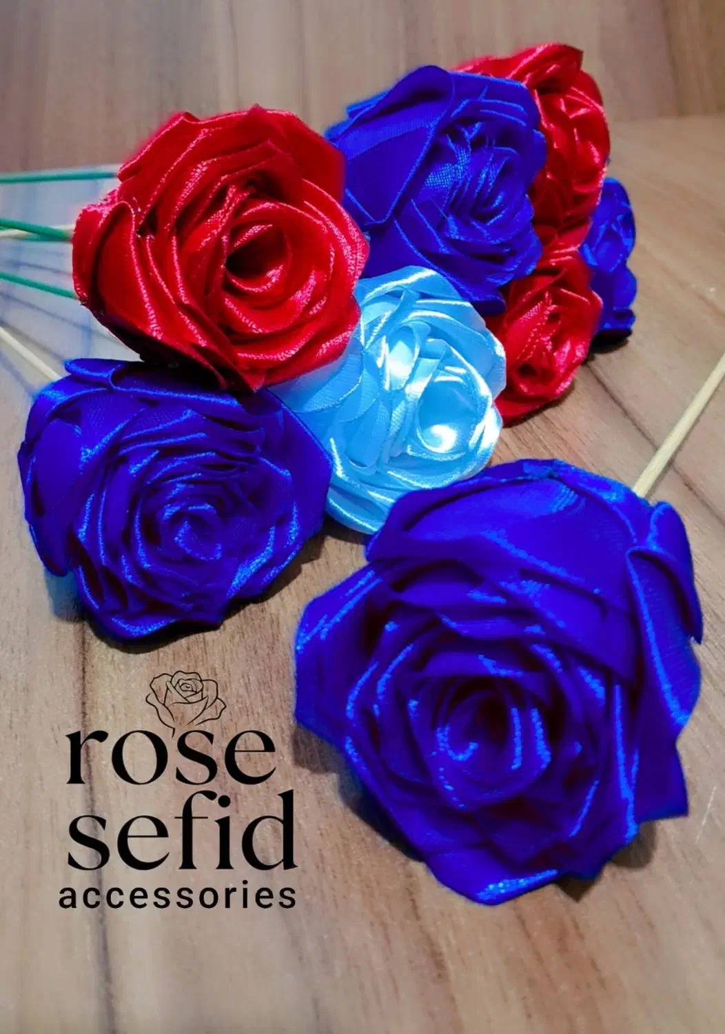 گل رز|گل مصنوعی|لاهیجان, خمیر کلایه|دیوار