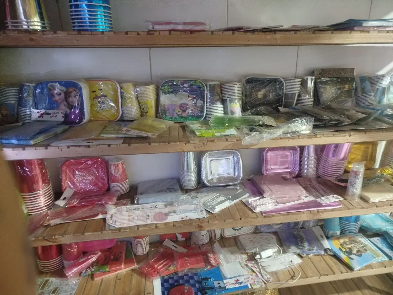 هفت عدد قفسه|کتابخانه، شلف، قفسه‌های دیواری|قزوین, |دیوار