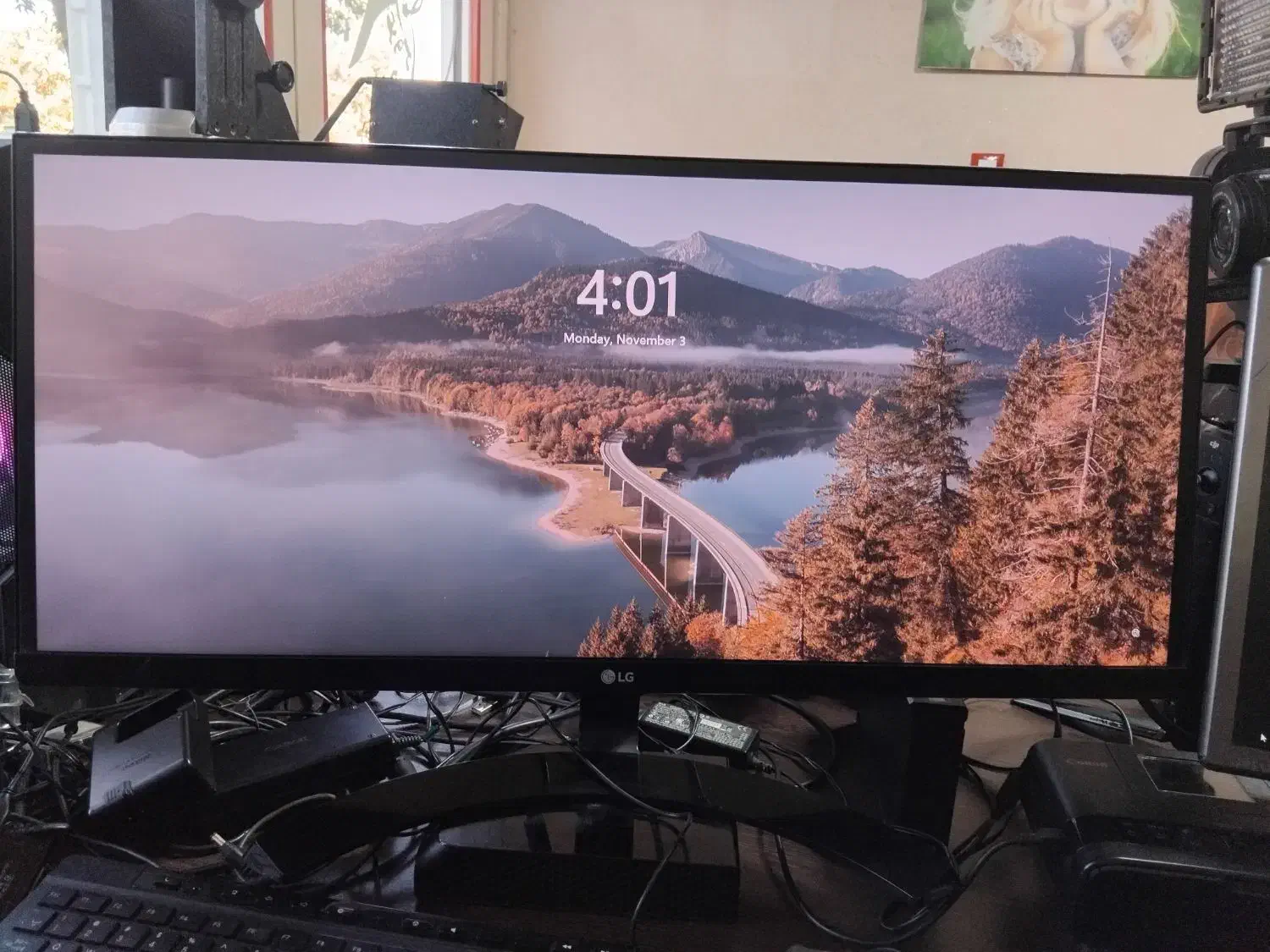 مانیتور ال جی ۲۹ اینچ اولترا واید اسپیکر دار عریض|قطعات و لوازم جانبی رایانه|صحنه, |دیوار