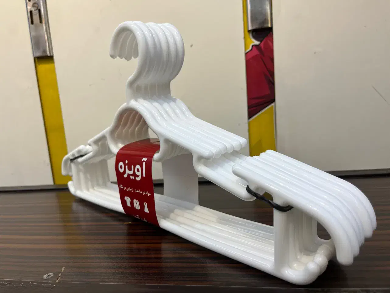 چوب آویز لباس (جنس پلاستیک اعلا )|بندرخت و رختآویز|پاکدشت, پاکدشت (مامازند)|دیوار