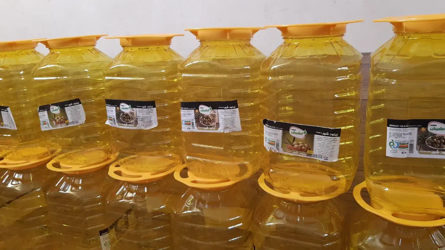 ظرف ترشی و شور و خیار شور|ظروف نگهدارنده، پلاستیکی، یک‌بارمصرف|تهران, خاک سفید|دیوار