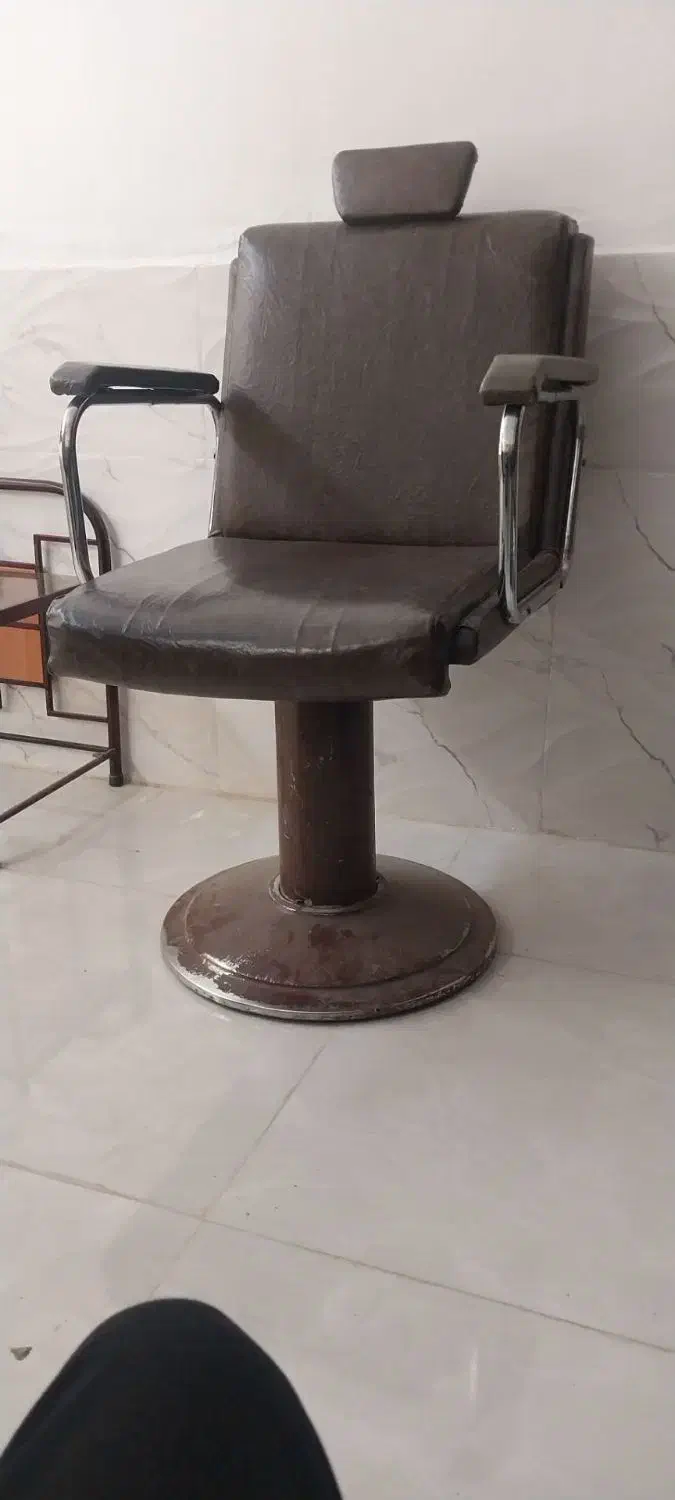 میز آرایشگری|آرایشگاه و سالن‌های زیبایی|اردبیل, |دیوار