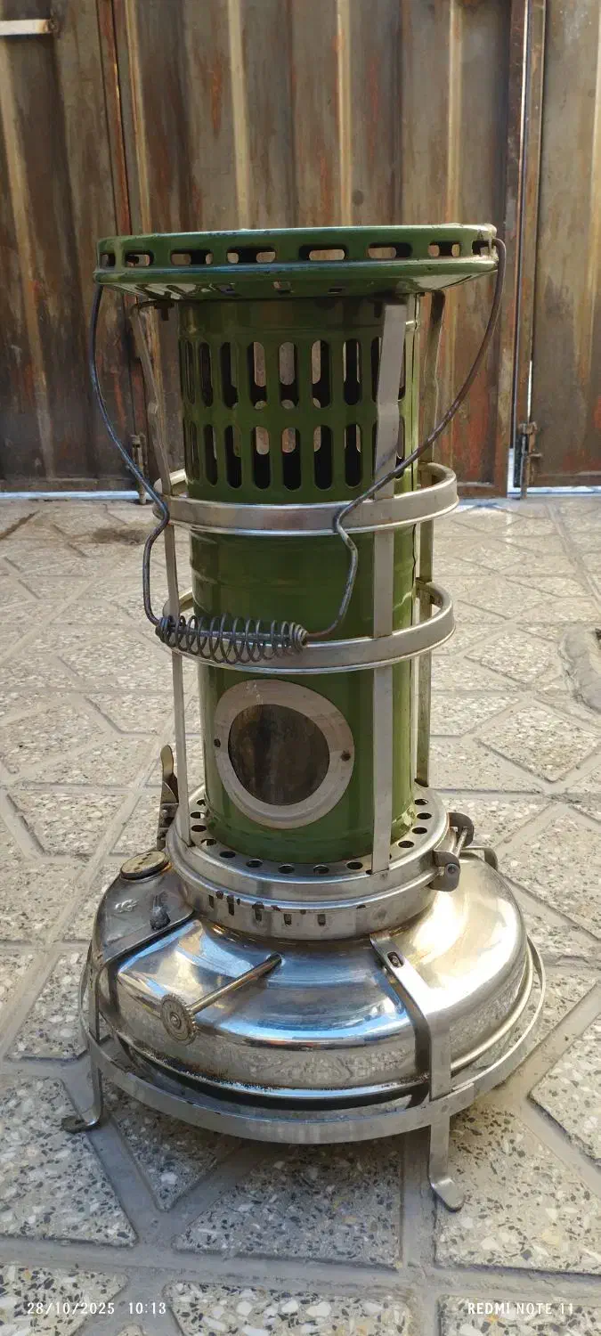 چراغ قدیمی|بخاری، هیتر، شومینه|اشترینان, |دیوار