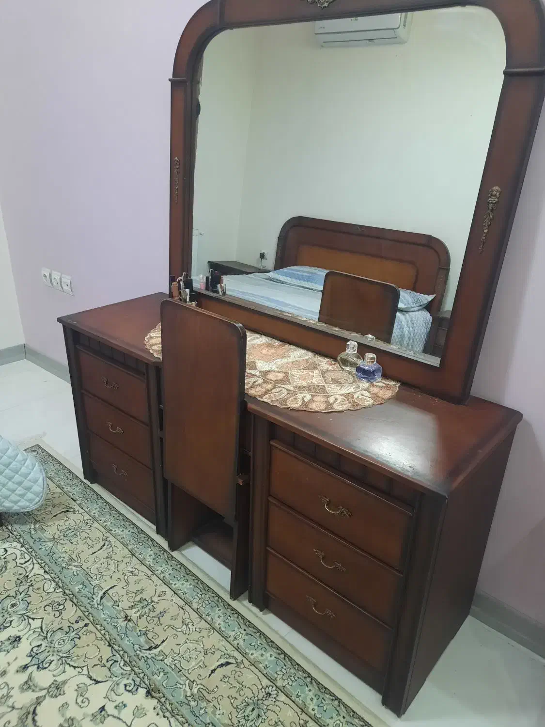 سرویس خواب چوب|تخت و سرویس خواب|اصفهان, خواجه عمید|دیوار