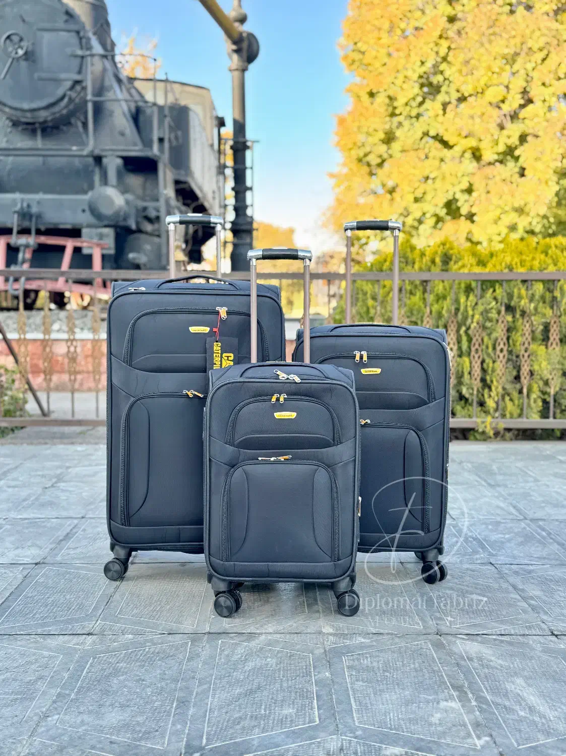 چمدان کاترپیلار چهارچرخ / وارداتی اقتصادی|کیف، کفش، کمربند|تبریز, |دیوار