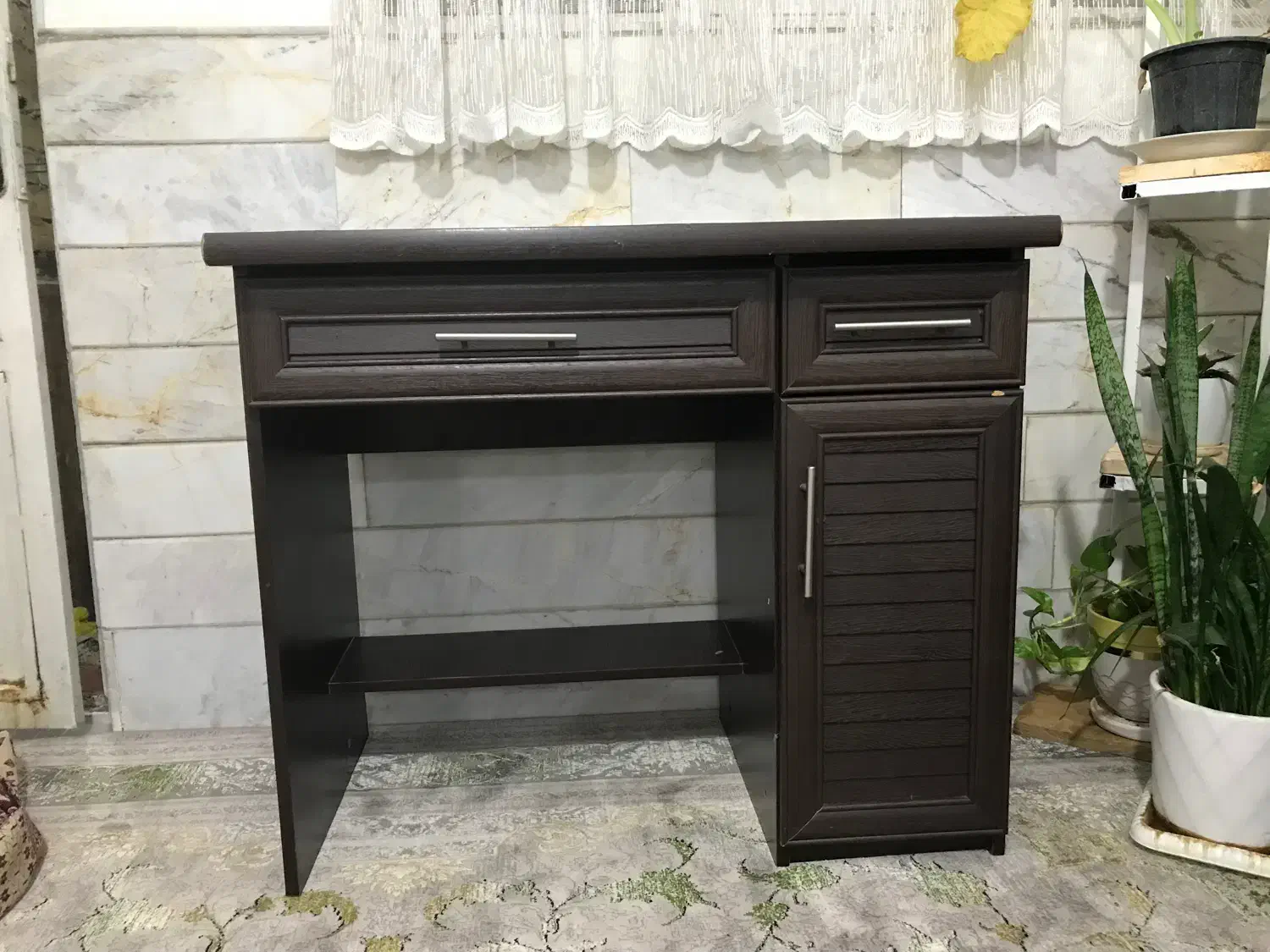 میز|میز تحریر و کامپیوتر|قم, ولیعصر|دیوار