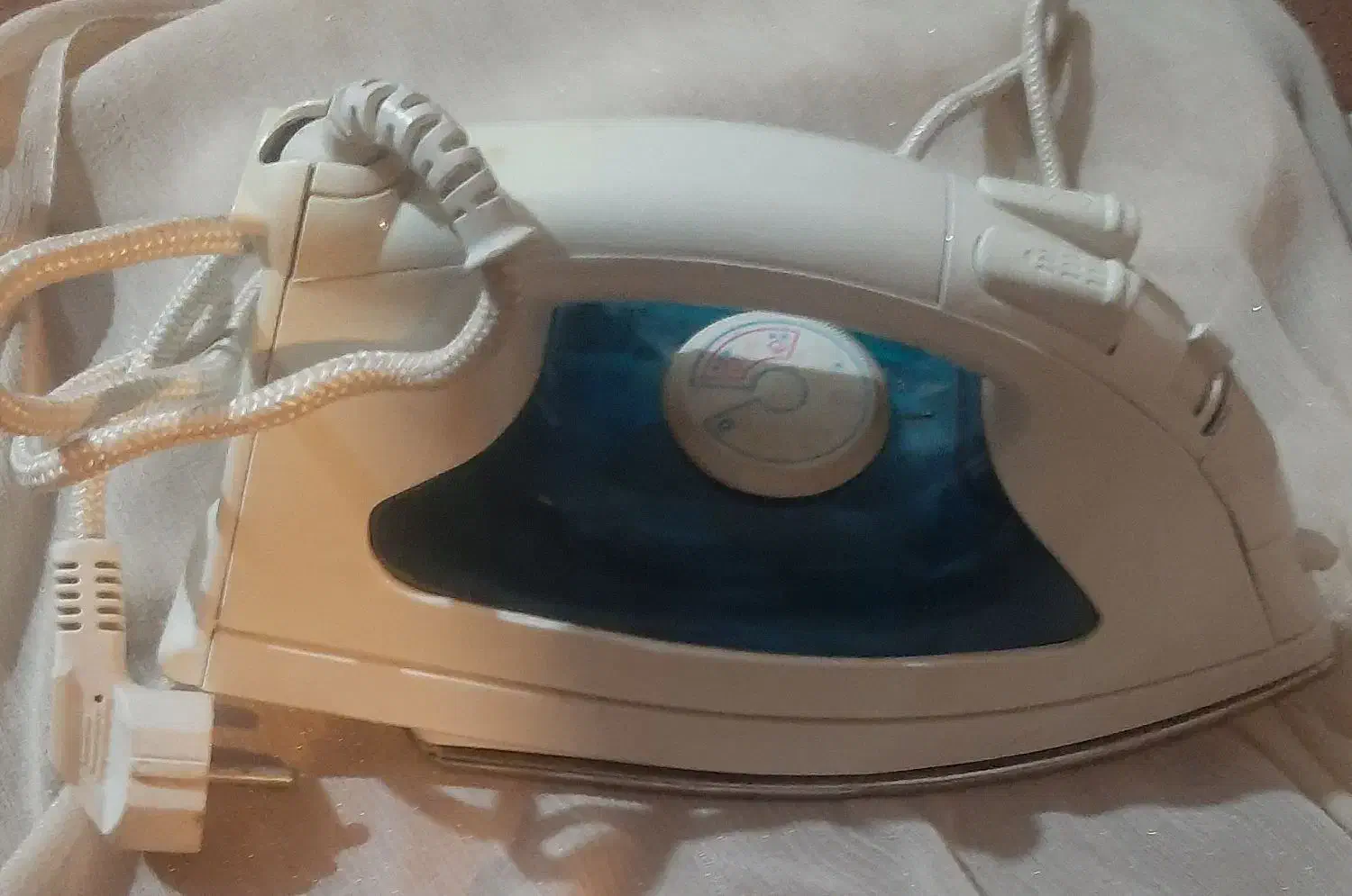 اتو|اتو و لوازم اتو|بهبهان, |دیوار