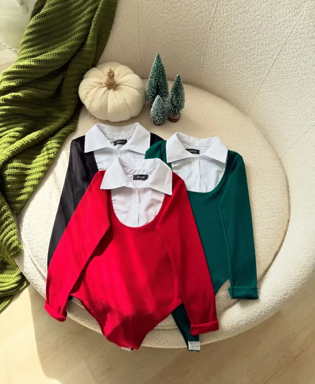 بادی یقه شکاری یلدایی|لباس|شاهرود, |دیوار