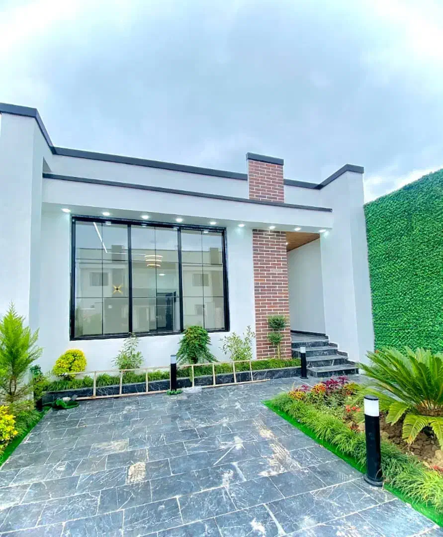 ویلامدرن با روفگاردن /سند و مجوز /تهرانی نشین|فروش خانه و ویلا|امامزاده عبدالله, |دیوار