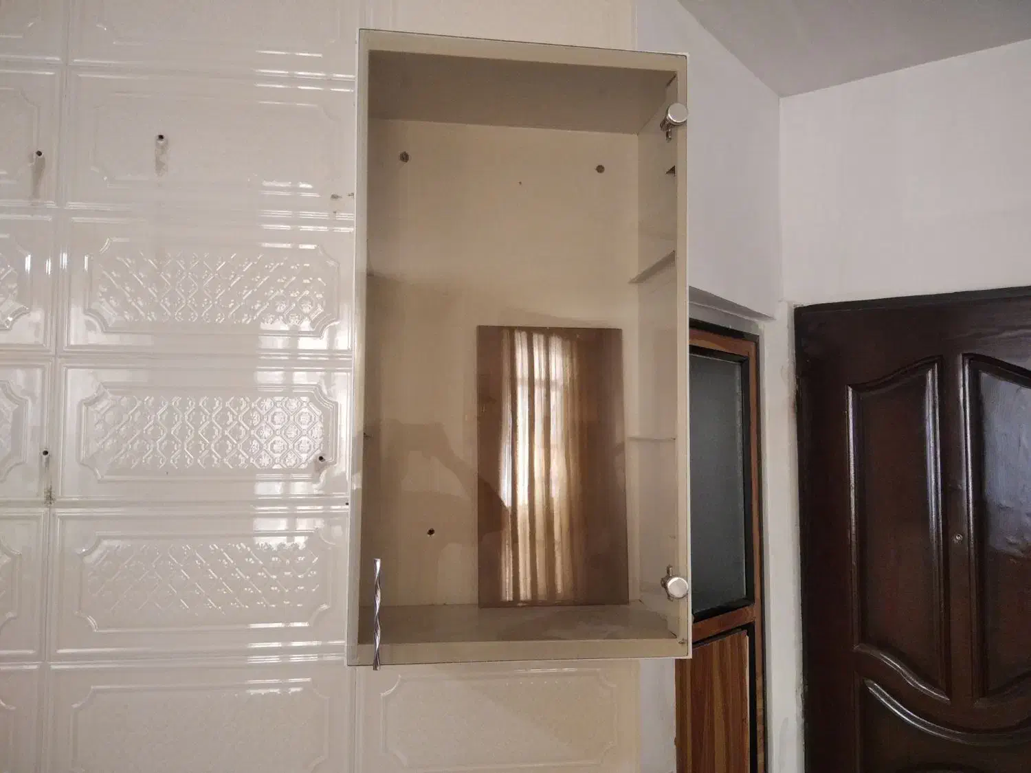 ویترین‌‌کابینت‌واچارهمه‌کاره|بوفه، ویترین، کنسول|ساوه, |دیوار