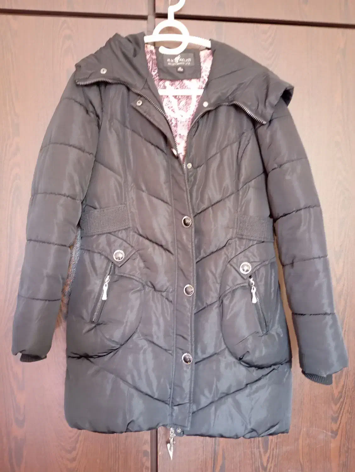 کاپشن مشکی|لباس|رشت, جهاد|دیوار