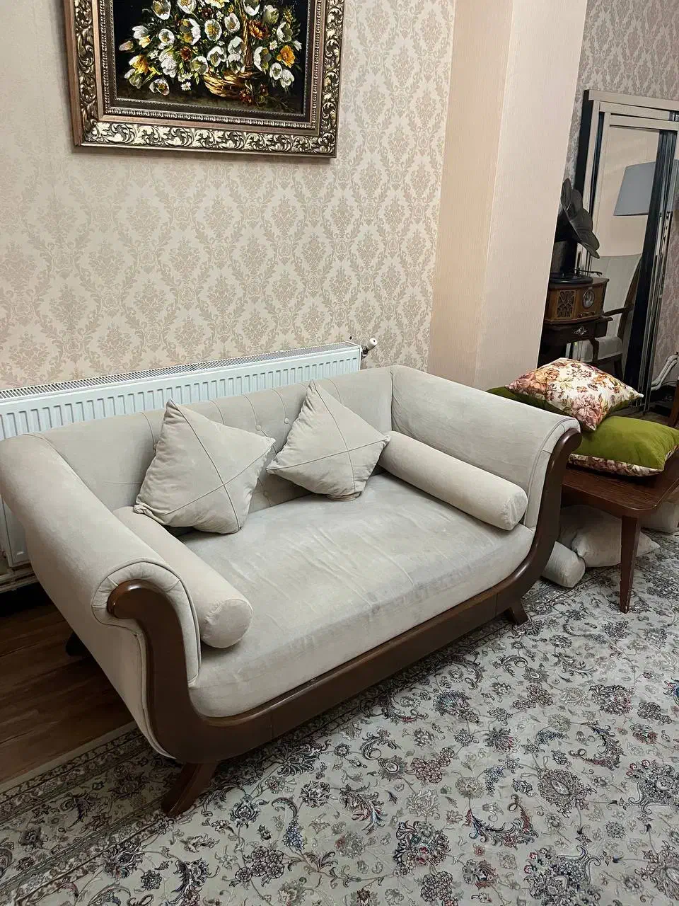 مبلمان ۷ نفره با یک جلو مبلی|مبلمان خانگی و میز عسلی|تهران, کوی بیمه|دیوار