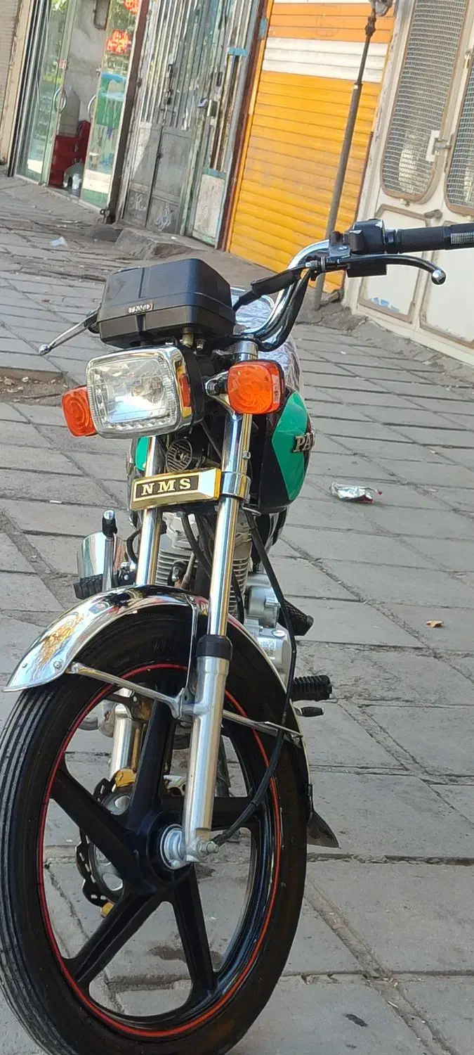 موتور ۲۰۰ پرواز|موتورسیکلت|بروجرد, |دیوار