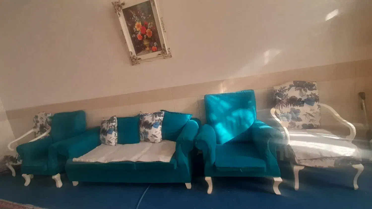 مبل فیروزه ای سالم|مبلمان خانگی و میز عسلی|قم, نخودی|دیوار