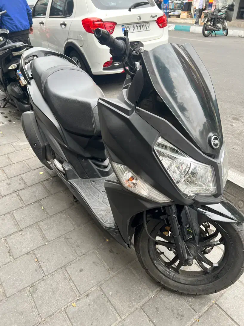 J200|موتورسیکلت|تهران, امیرآباد|دیوار