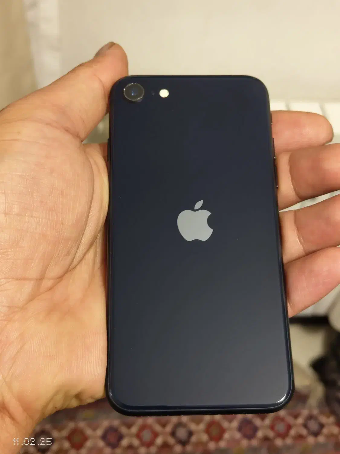 گوشی آیفون se2022 بسیار نو باتری 88|موبایل|تهران, باغ فیض|دیوار