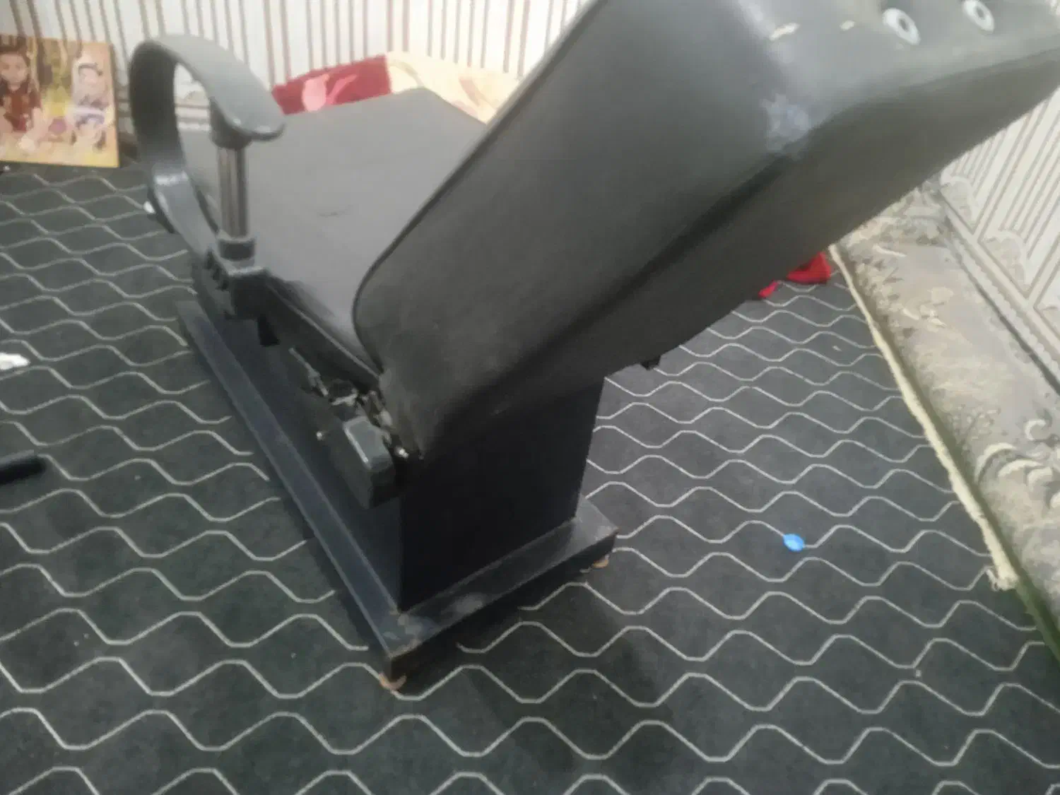 صندلی ارایشگاه|آرایشگاه و سالنهای زیبایی|باوی, |دیوار