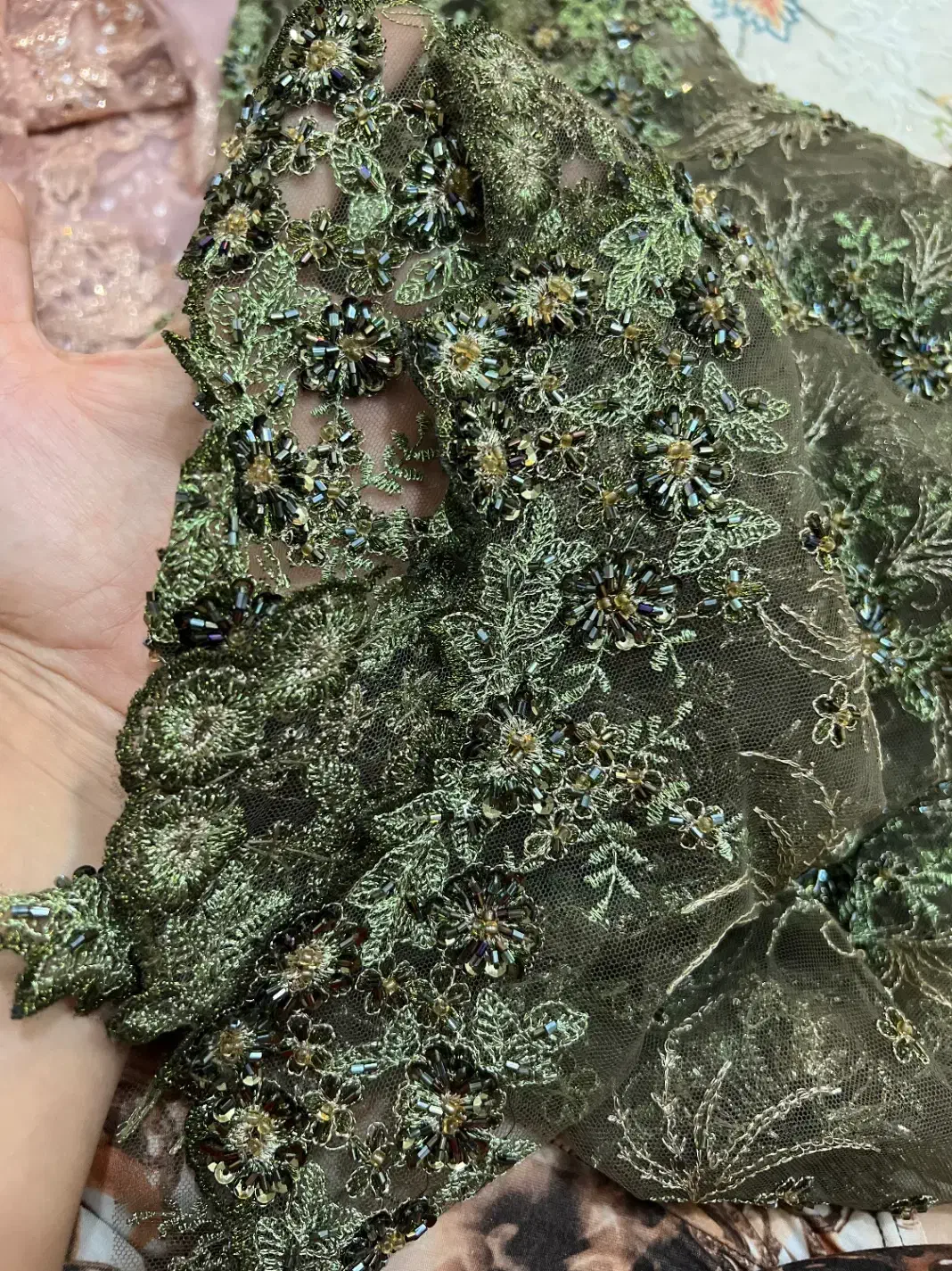 پارچه مجلسی|لباس|رامسر, |دیوار