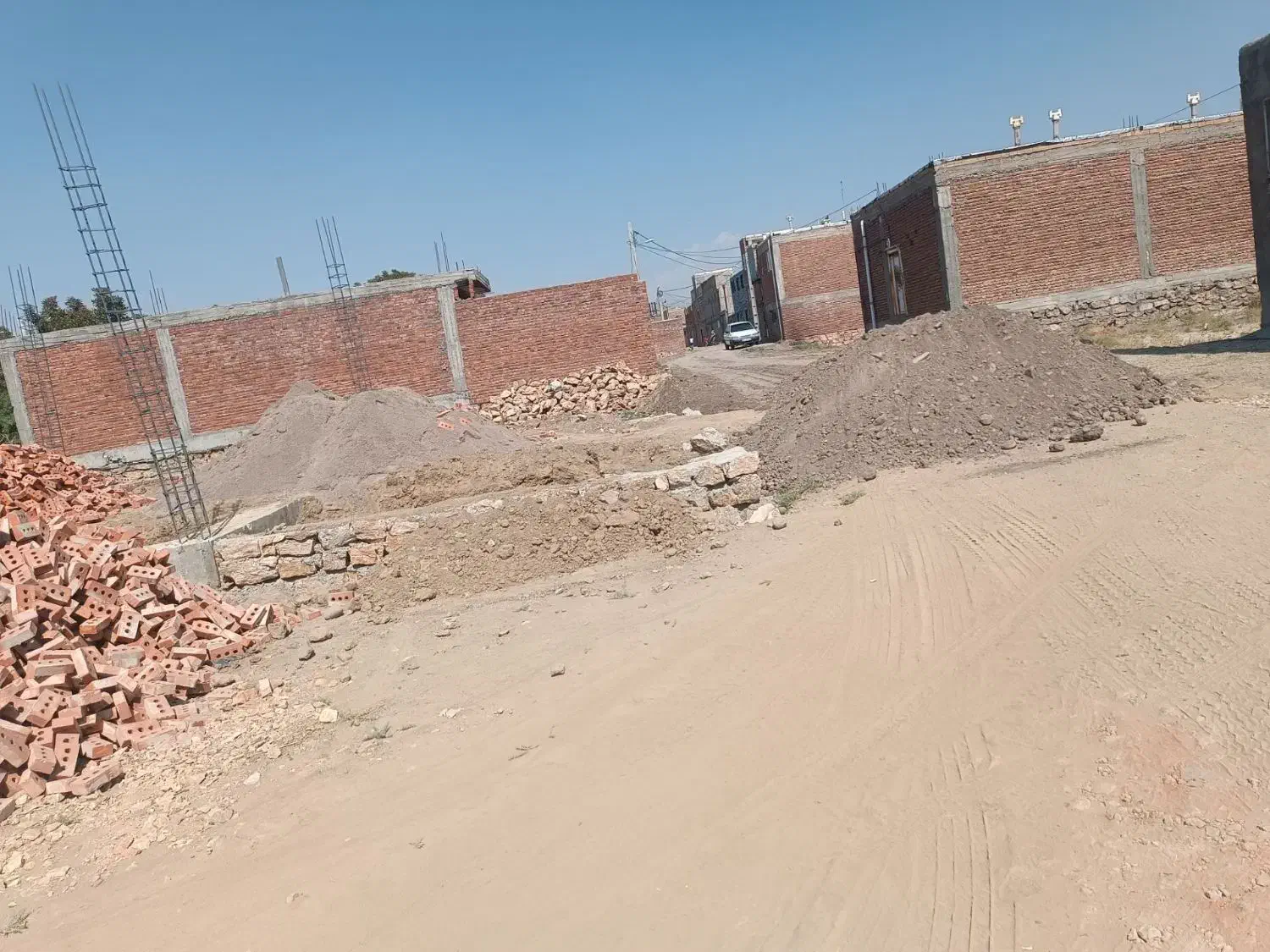 زمین نیمه کاره|فروش زمین و ملک کلنگی|عجب شیر, |دیوار