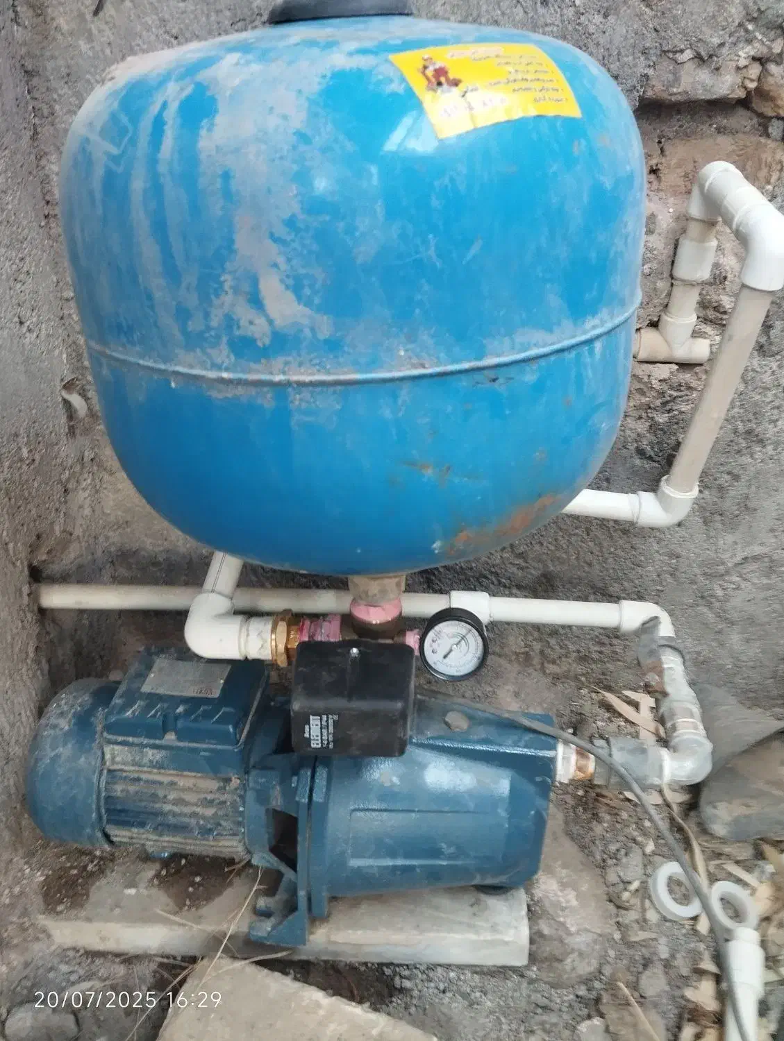 تعمیر تعویض اتومات مخزن پمپ آب درمنزل باجک صدوق|خدمات پیشه و مهارت|قم, باجک یک|دیوار