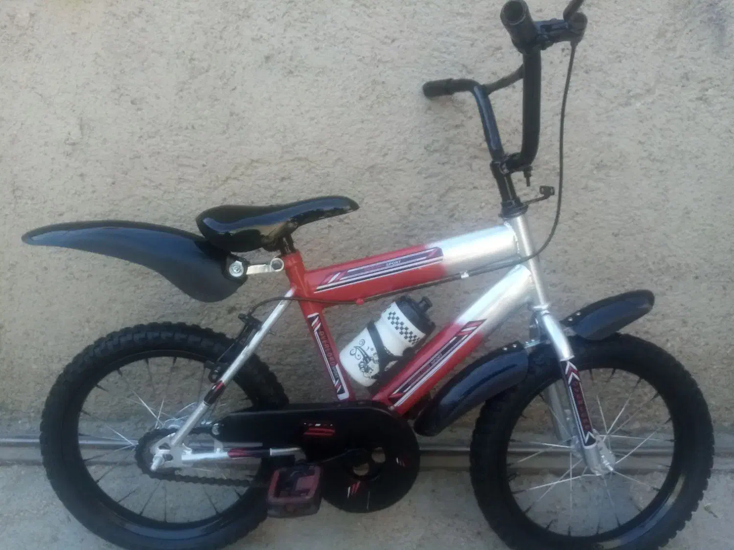 سه عدد دوچرخه 26 و24 و 20 و16 سالم در حدنو|دوچرخه، اسکیت، اسکوتر|شیراز, پانصد دستگاه ارتش|دیوار