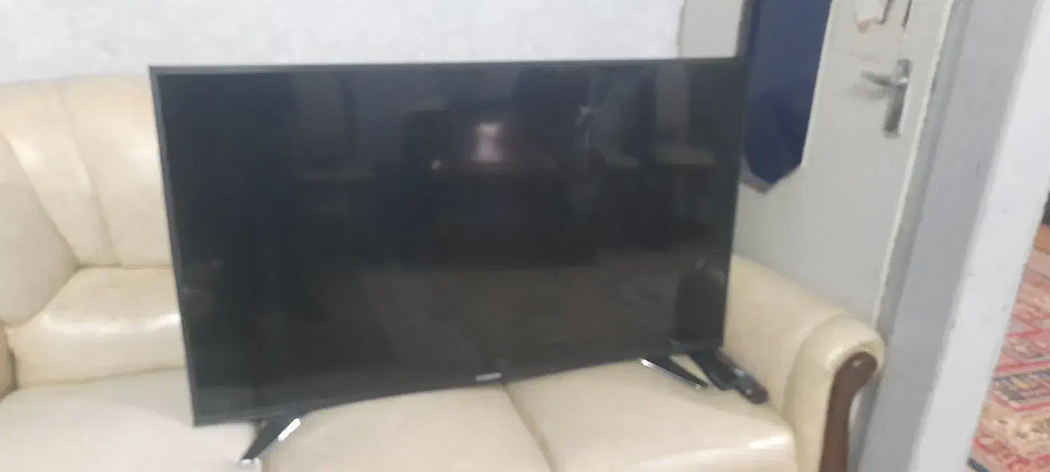 تلویزیون LED ۴۹ اینچ ایکس ویژن پنل شکسته|تلویزیون و پروژکتور|تهران, افسریه جنوبی|دیوار