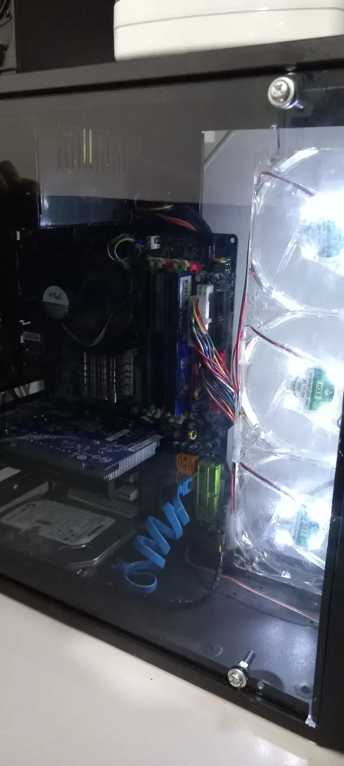 کسی گیمینگ|رایانه رومیزی|میاندوآب, |دیوار