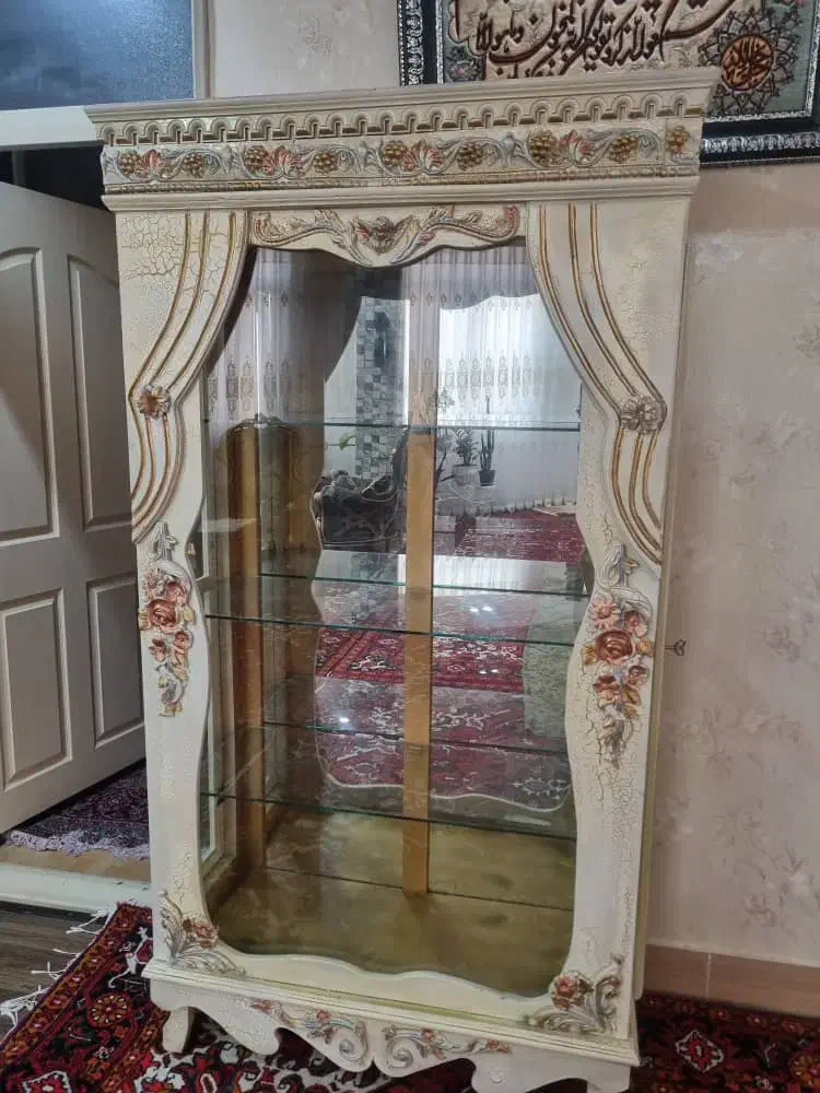 بوفه در حد نو|بوفه، ویترین، کنسول|بناب, |دیوار