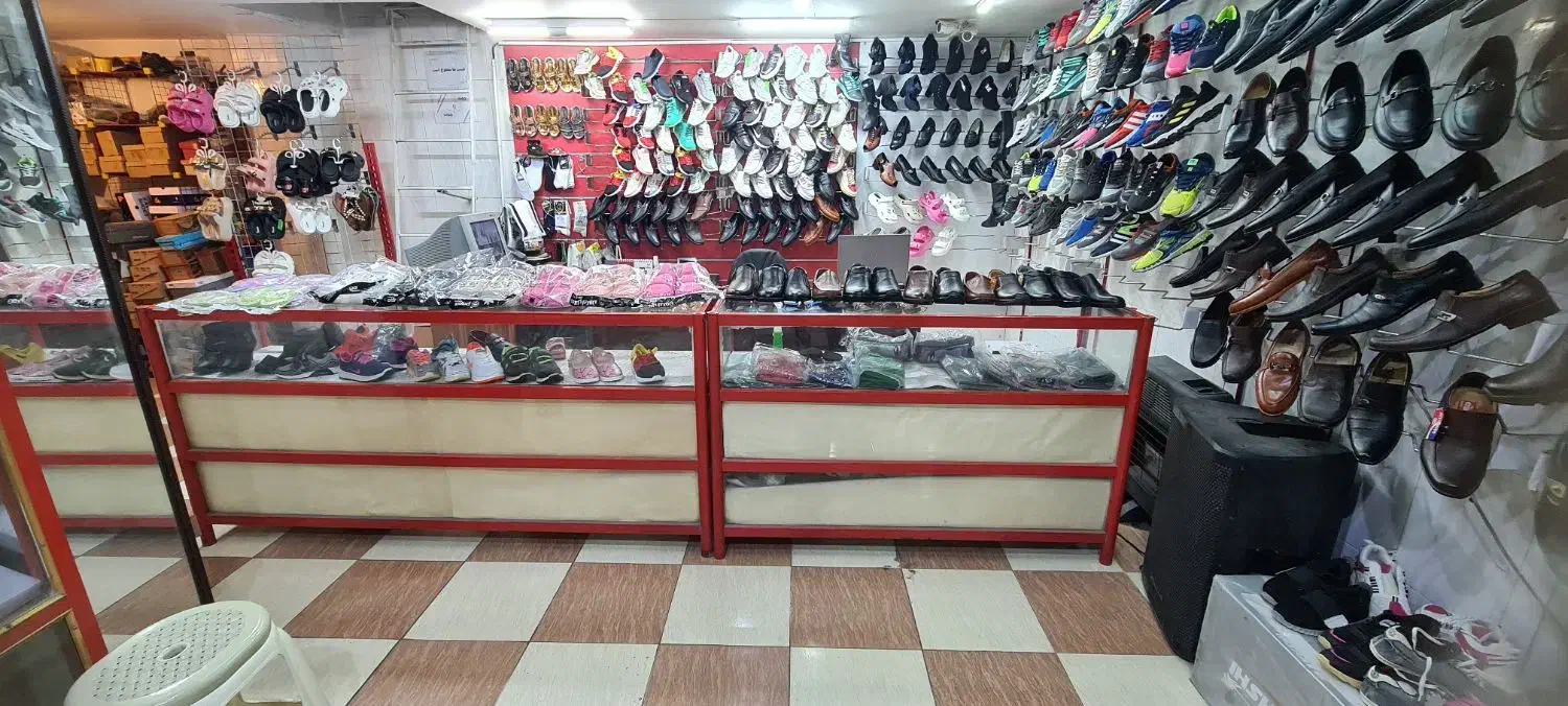 کلیه لوازم کفش فروشی ویترین رگال دکور|کیف، کفش، کمربند|شیراز, شریفآباد|دیوار