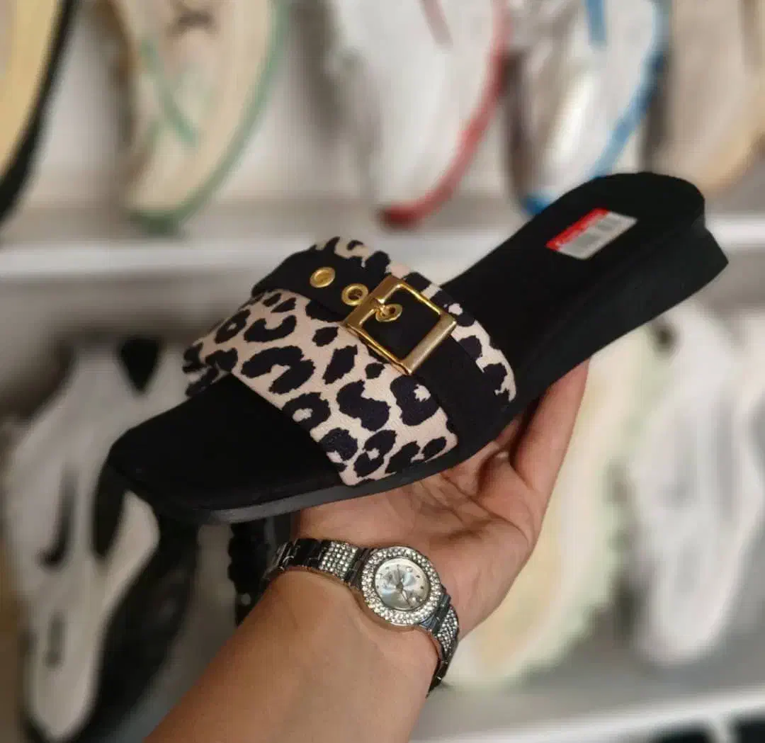 فروش فوری|کیف، کفش، کمربند|قم, زنبیل آباد|دیوار