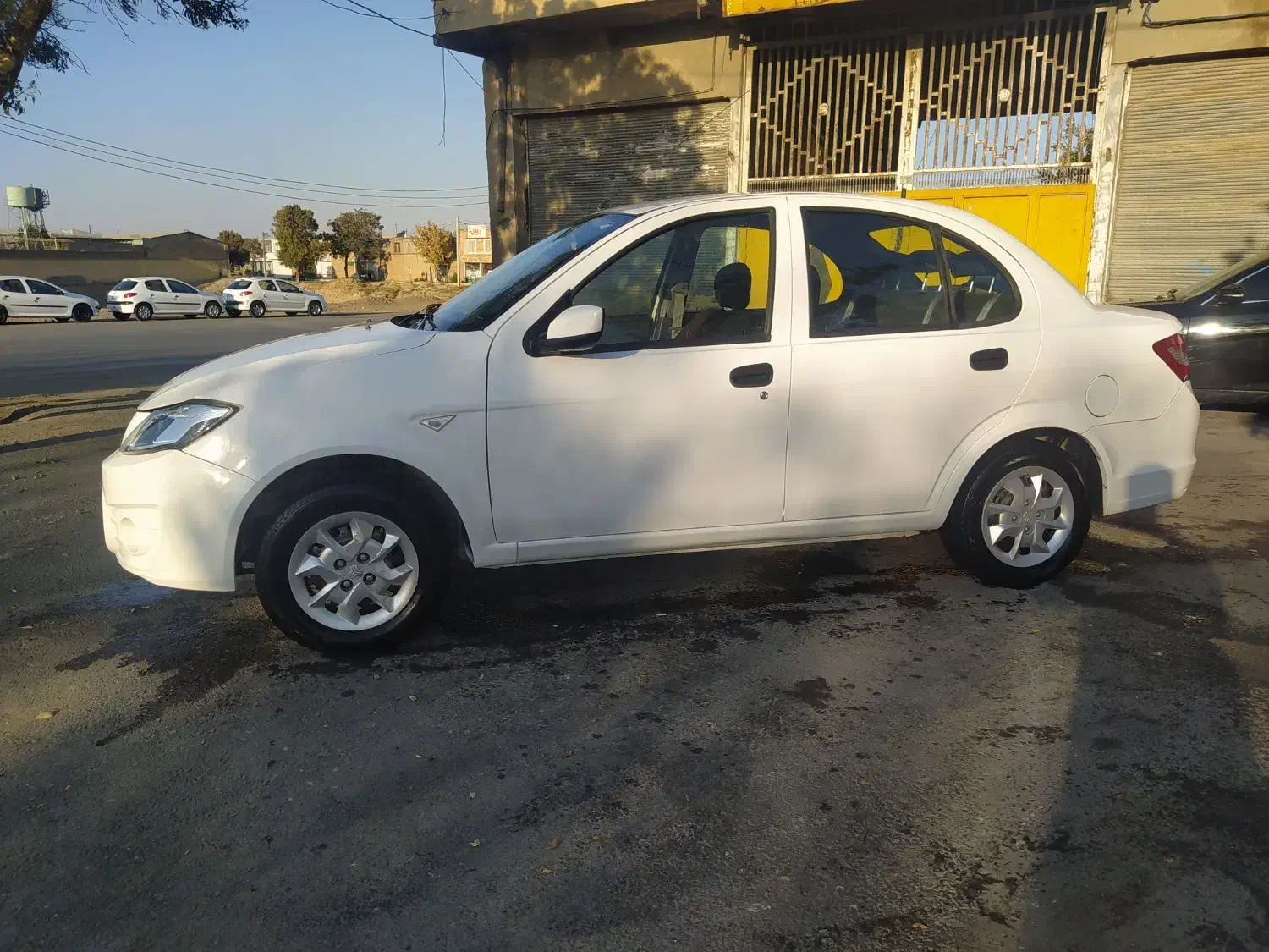 ساینا مدل 98|خودرو سواری و وانت|همدان, |دیوار