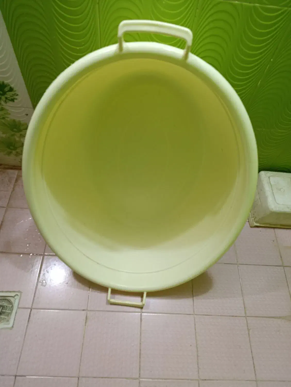 تشت یا وان بزرگ عمق۳۳طول۹۵عرص۶۵|لوازم حمام|بروجن, |دیوار