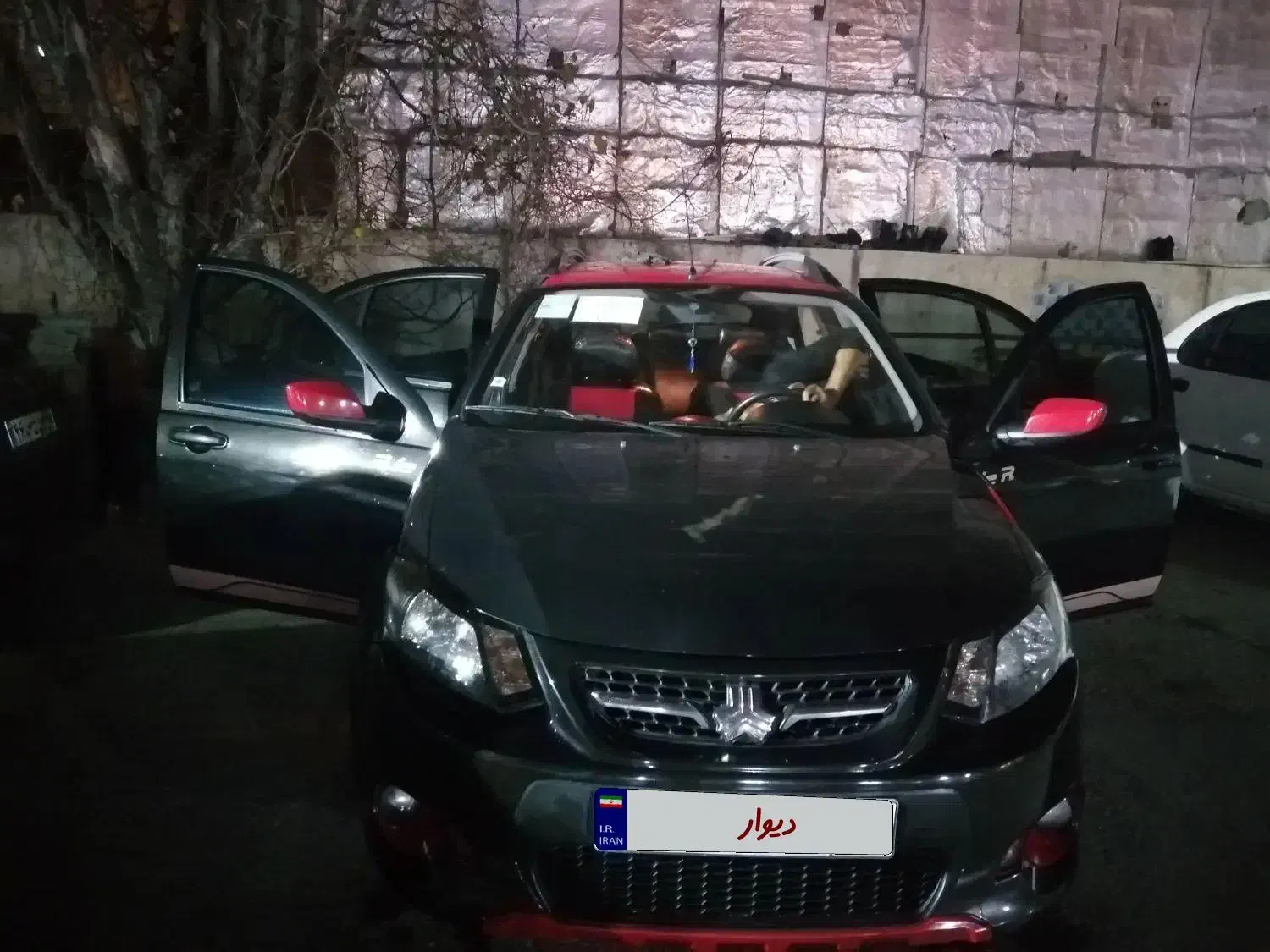 کوییک R مشکی قرمز مدل 1400|خودرو سواری و وانت|گرگان, |دیوار