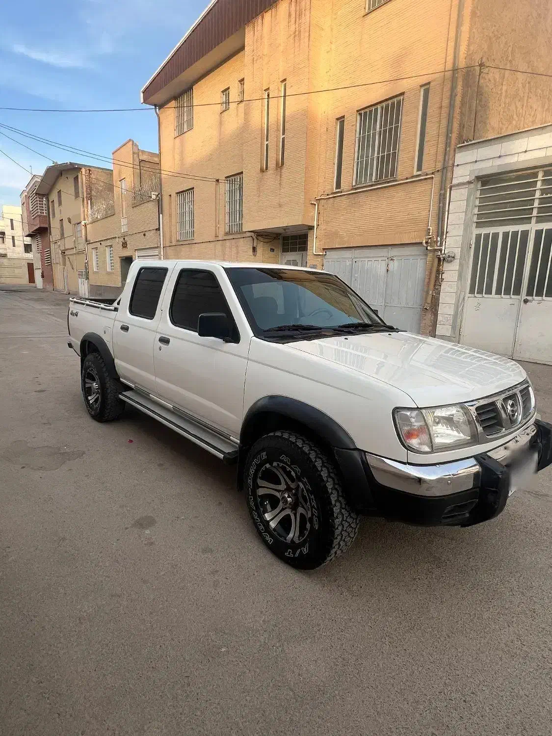 نیسان پیکاپ ۱۳۸۹ تمیز|خودرو سواری و وانت|کرمان, |دیوار