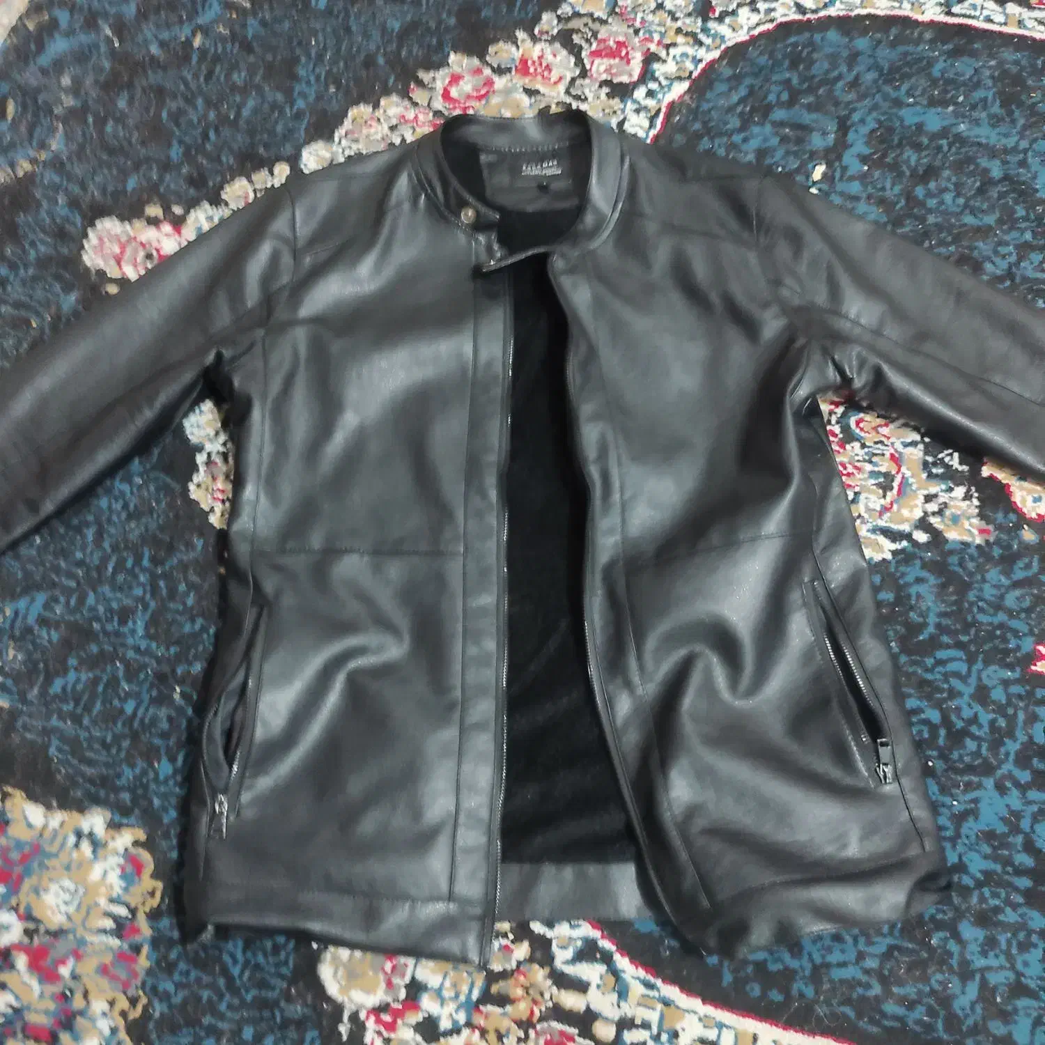 کاپشن چرم برند|لباس|قائن, |دیوار