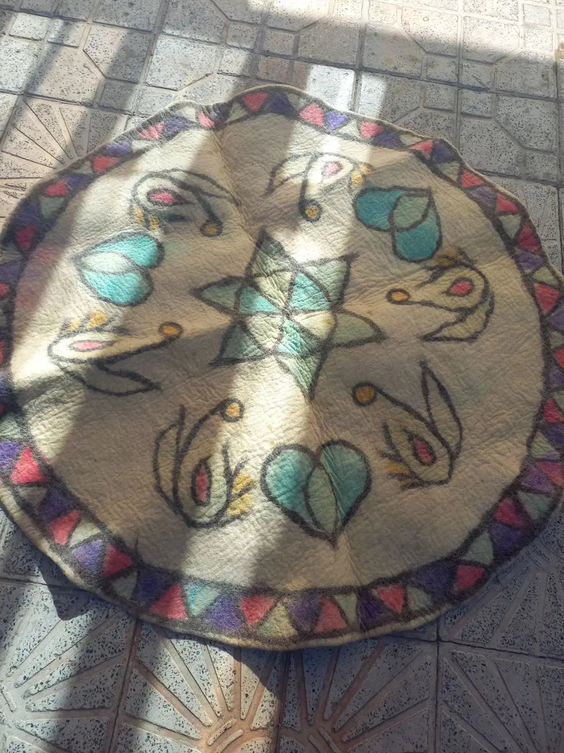 نمد و کناره|فرش|خرم‌آباد, |دیوار