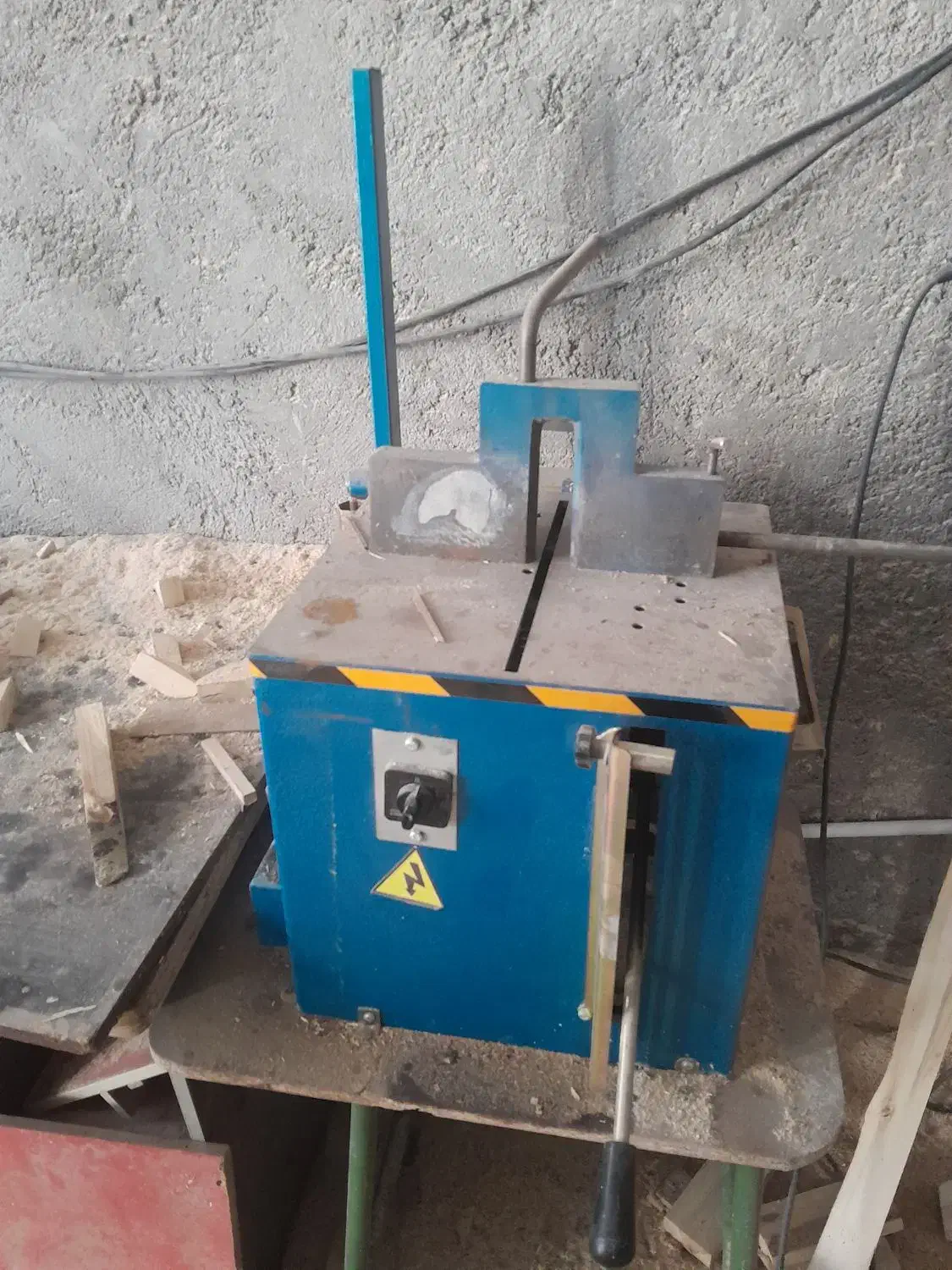 قطع کن|ماشین‌آلات صنعتی|ساروق, |دیوار