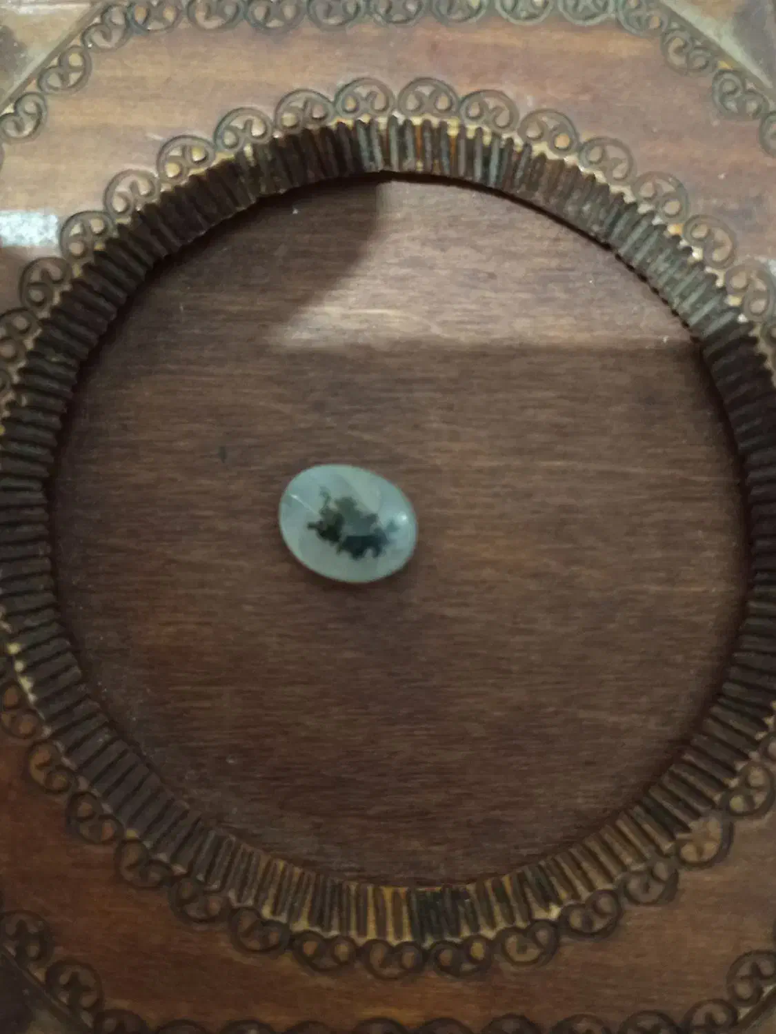 سنگ شجر|کلکسیون اشیاء عتیقه|ری, علایین|دیوار