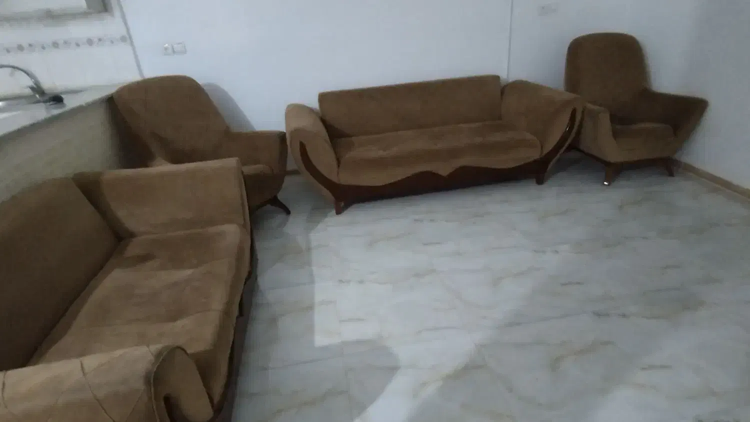 مبل و میز تلویزیون و ویترین|مبلمان خانگی و میز عسلی|ماهدشت, |دیوار