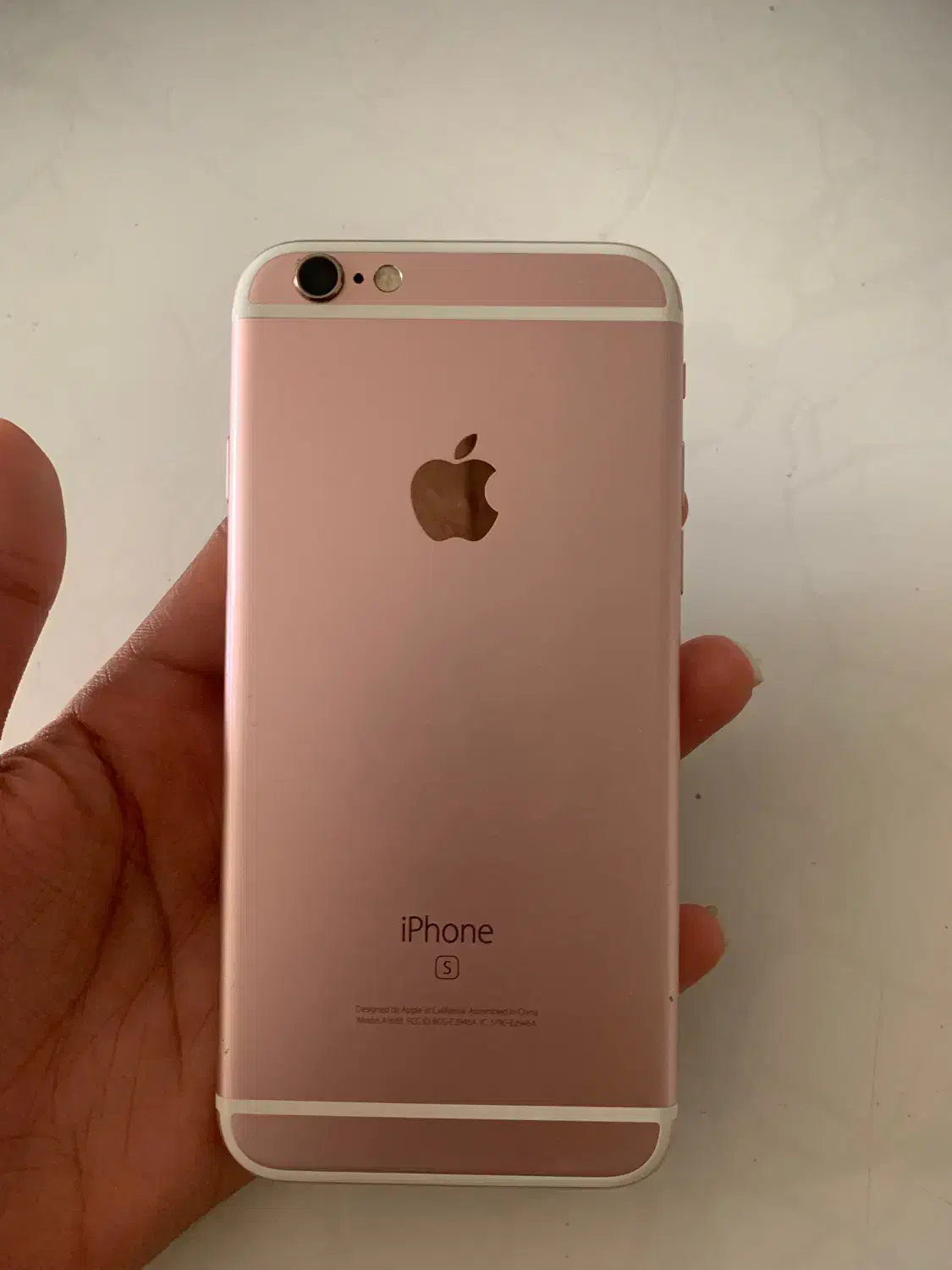 آیفون 6s کاملا سالم و تمیز|موبایل|شاهرود, |دیوار