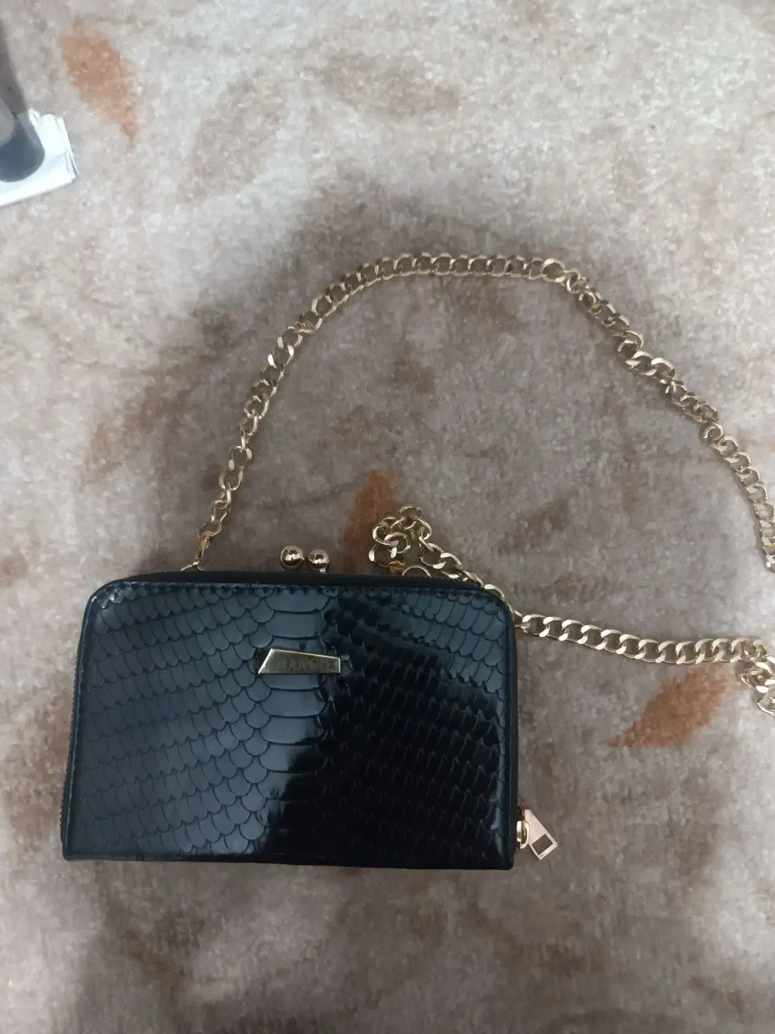 کیف مجلسی|کیف، کفش، کمربند|مرودشت, ابوذر جنوبی|دیوار