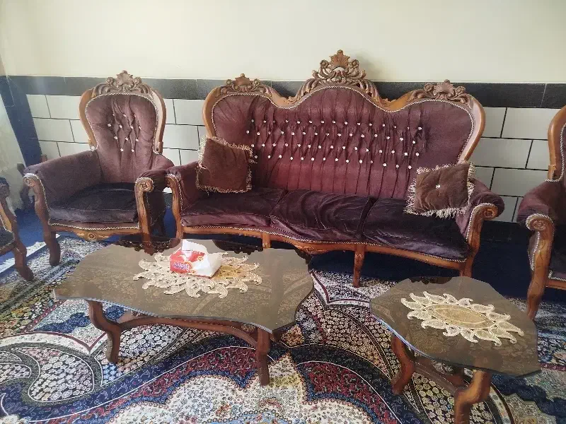 مبل سلطنتی|مبلمان خانگی و میز عسلی|خمینی‌شهر, |دیوار