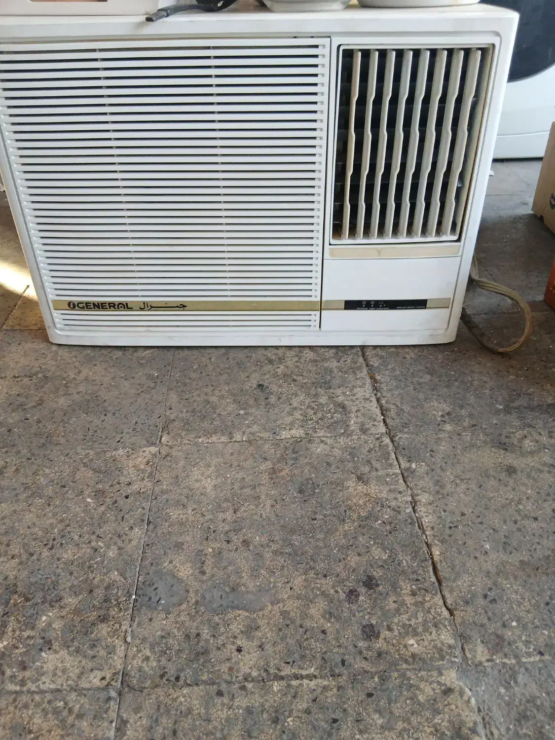 کولر گازی پشت پنجره آب در حد|کولر گازی و فنکوئل|کرج, کوی امامیه|دیوار