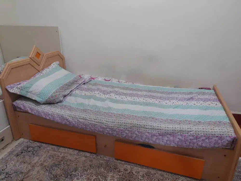 تخت نوجوان با تشک|تخت و سرویس خواب|کیش, |دیوار